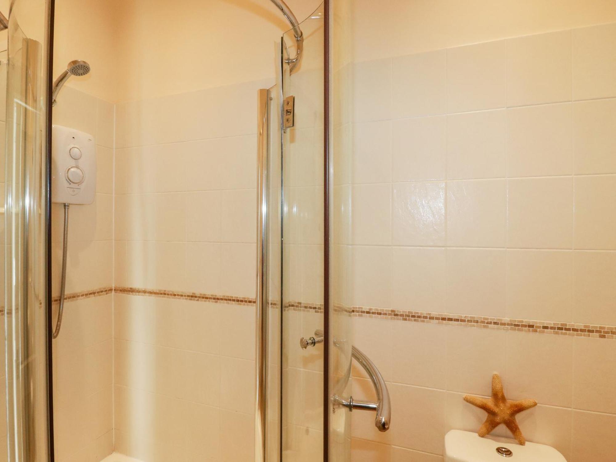 2 Bell Tower Apartment Penzance Ngoại thất bức ảnh